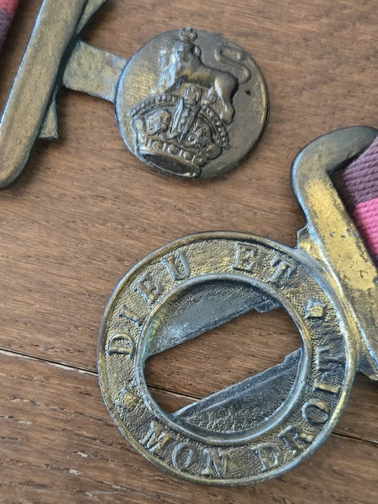 Vintage Brass Buckle Stripe Web Belt in Pink, Purple, Blue - Picture 4 of 10